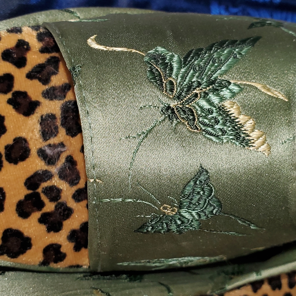 BLUE DRAGON by Rita Stein Women's Green & Leopard Platform Sandals Size 8 - Picture 7 of 8